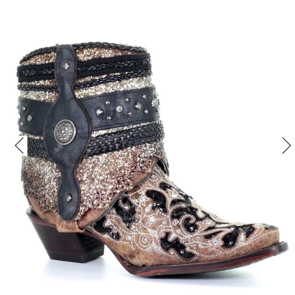 Corral ankle boots